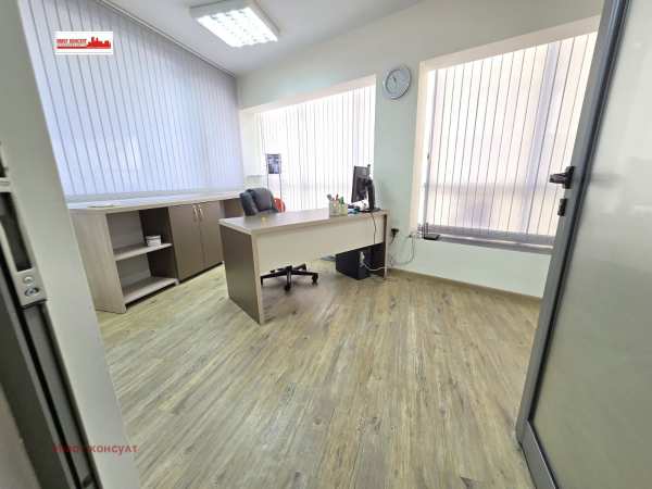 Дава под наем бизнес имот, гр. пловдив, център