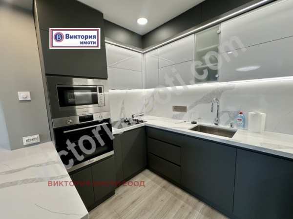 Дава под наем 3-стаен, гр. велико търново, център