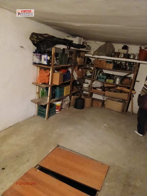 Дава под наем гараж, паркомясто, гр. пловдив, западен