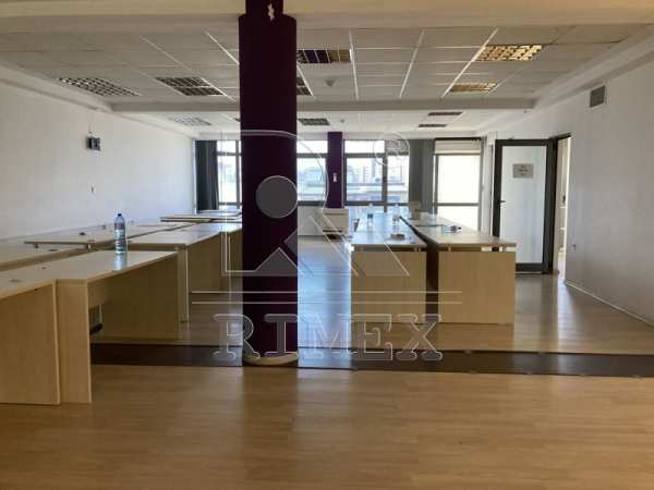 Дава под наем офис, гр. пловдив, център